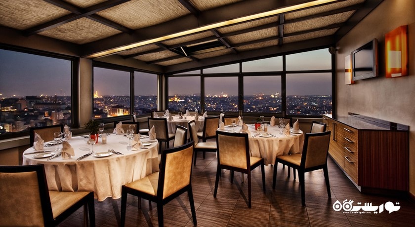 نمای رستوران لورنج ( تراس)